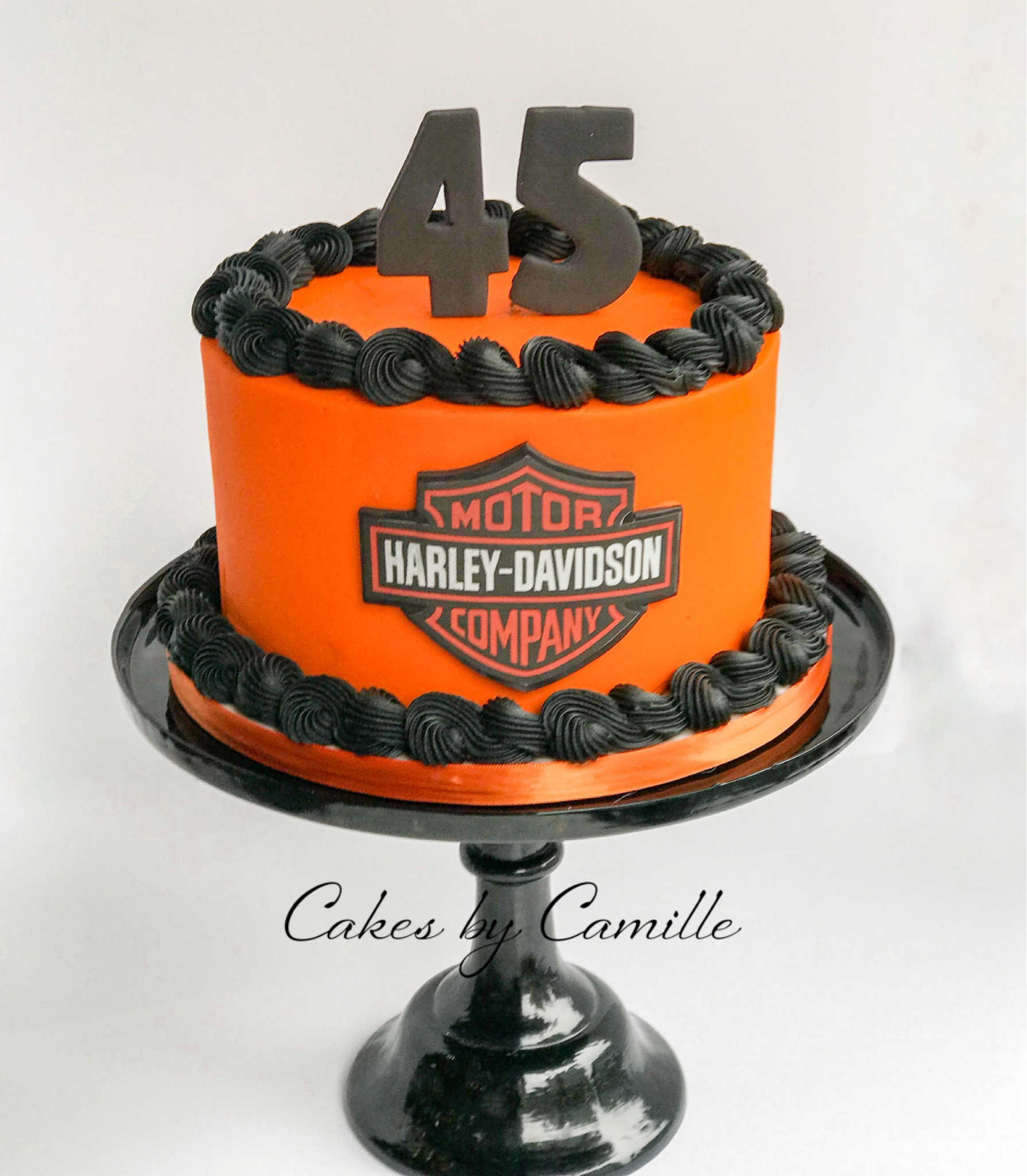 Harley davidson hotsell cakes near me